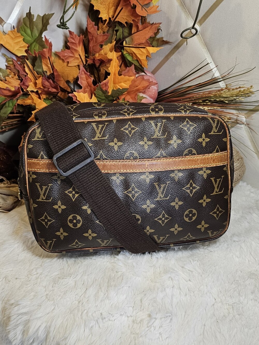 Louis Vuitton Monogram Reporter PM With COA.